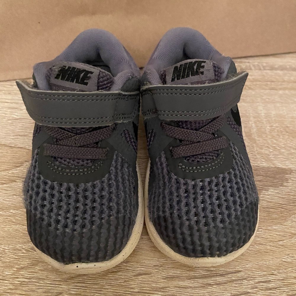 Nike toddler boy shoes